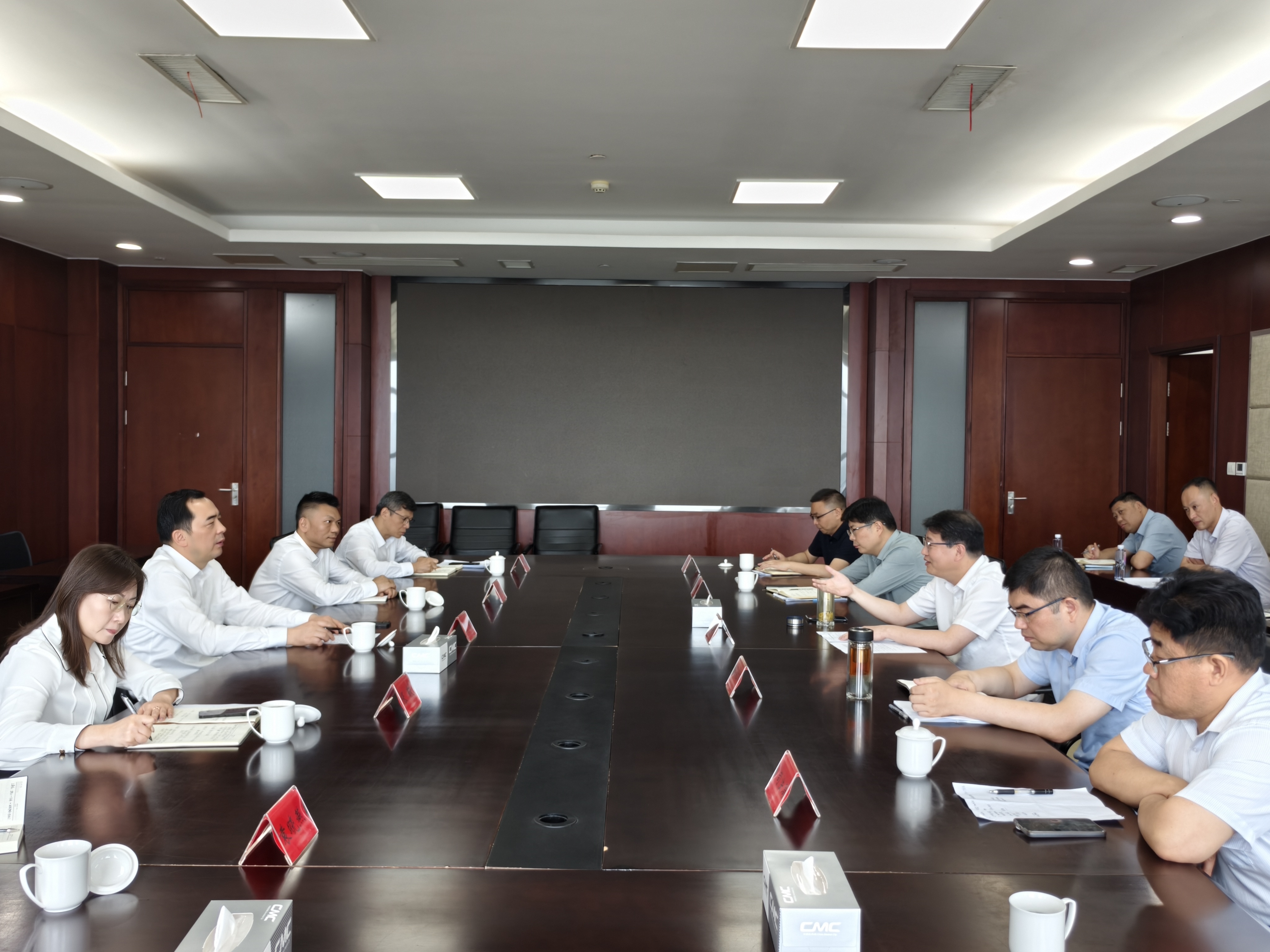 1749637988801298.jpg 1749637988801298.jpg